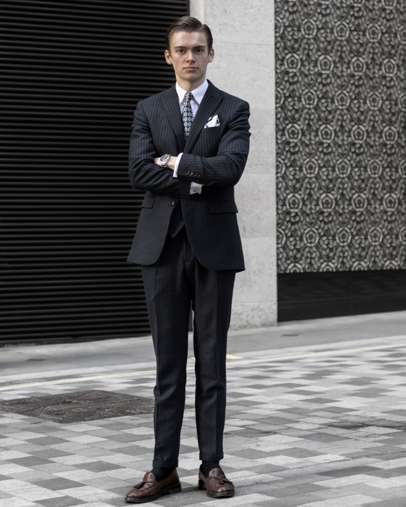london_gentleman_fitting_rooms_suit_tailor_pinstripe